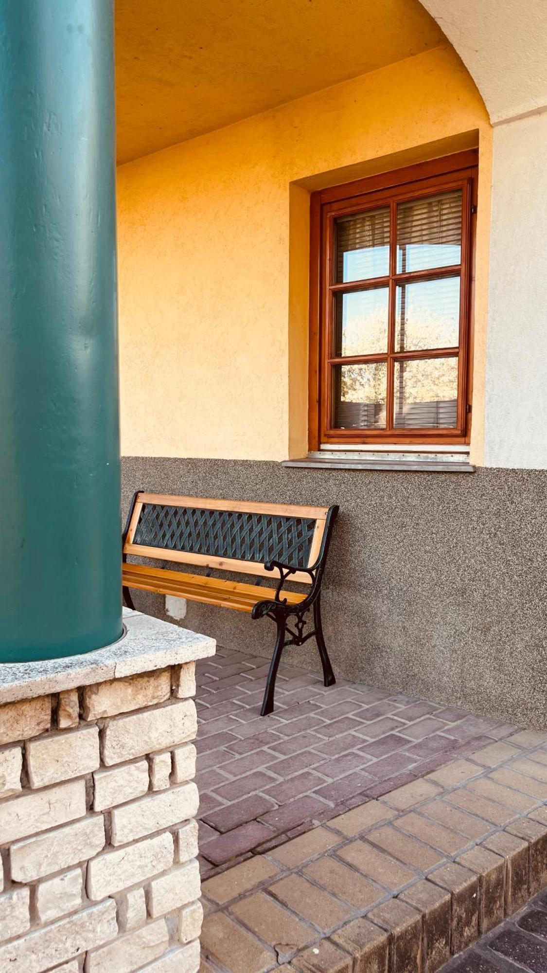 Strigonia Apartman Έστεργκομ Εξωτερικό φωτογραφία